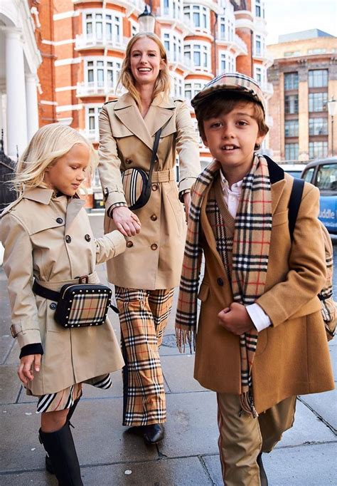 Chicos Burberry Kids 